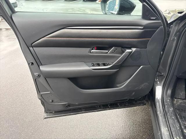 2026 Mazda CX-50 Hybrid Premium Plus
