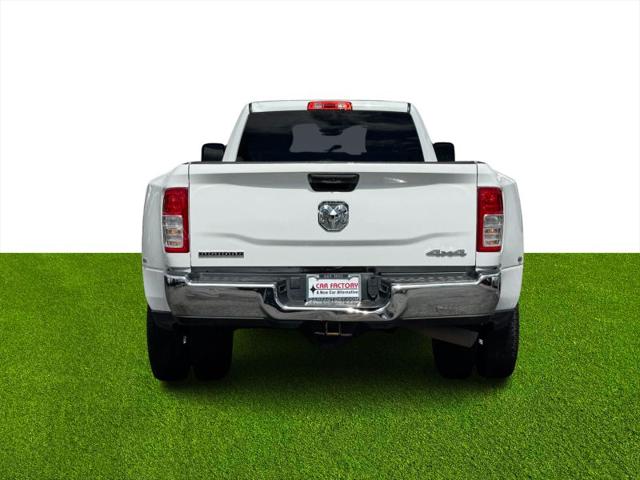 2023 Ram 3500 Big Horn Crew Cab 4x4 8' Box