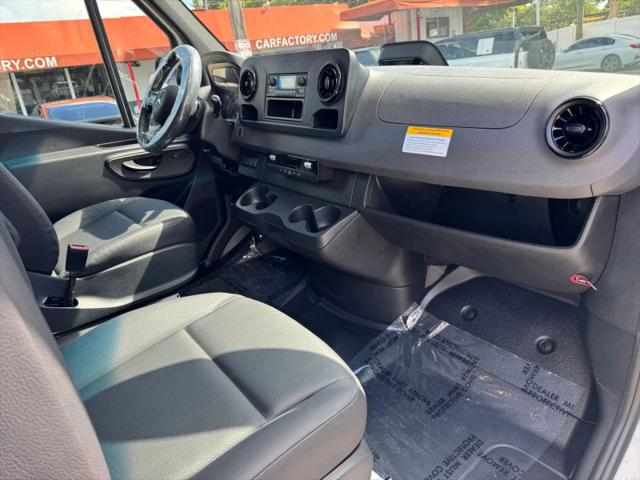 2025 Mercedes-Benz Sprinter 2500 High Roof 4-Cyl Diesel