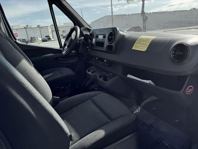 2019 Mercedes-Benz Sprinter 2500 High Roof V6