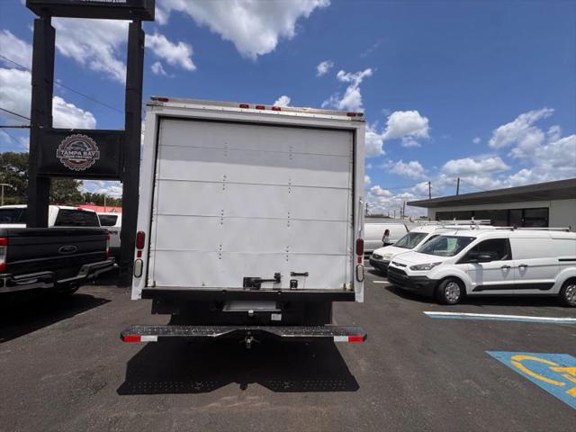2014 Ford E-350 Cutaway Base