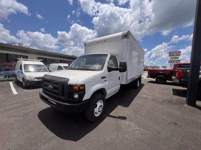 2014 Ford E-350 Cutaway Base