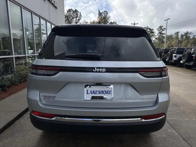 2025 Jeep Grand Cherokee Laredo 4x2