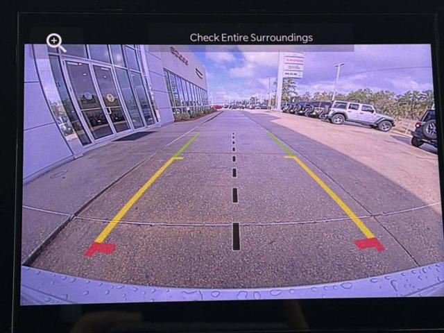 2025 Jeep Grand Cherokee Laredo 4x2