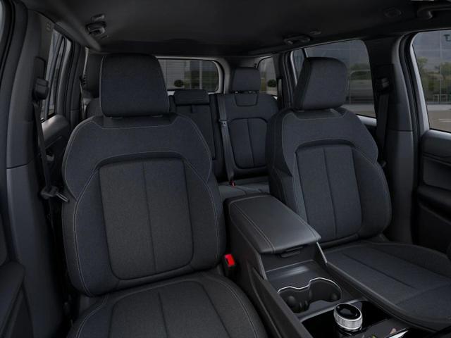 2025 Jeep Grand Cherokee Laredo 4x2
