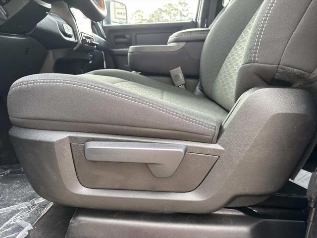 2026 Ram 2500 Tradesman Crew Cab 4x4 6'4" Box