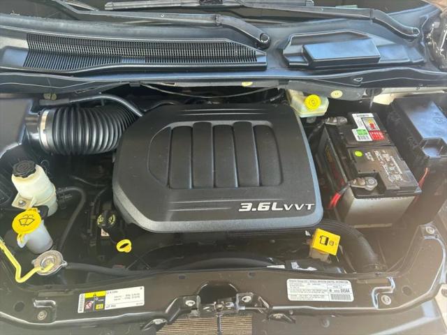2013 Chrysler Town & Country Touring