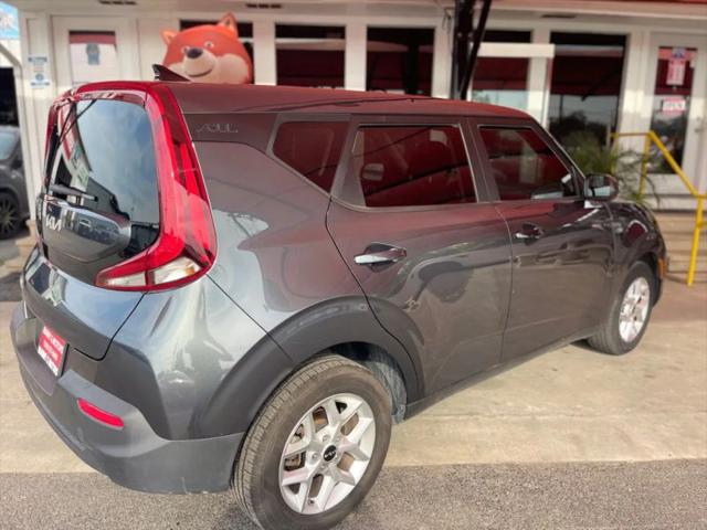 2022 Kia Soul LX