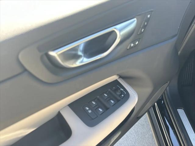 2026 Volvo XC60 Plug-In Hybrid Core, T8 AWD Electric/Gasoline, Dark