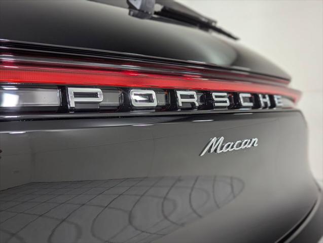 2026 Porsche Macan Unknown