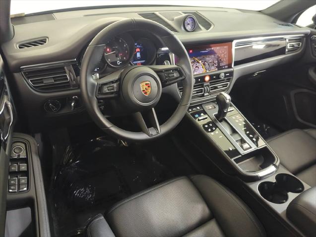 2026 Porsche Macan Unknown