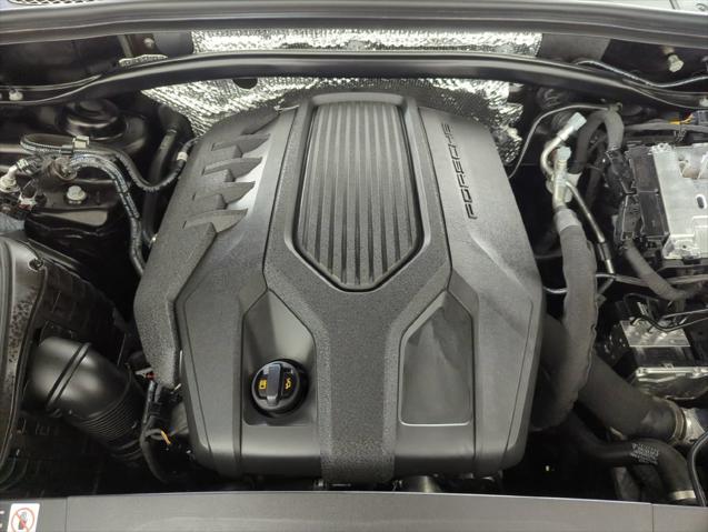 2026 Porsche Macan Unknown