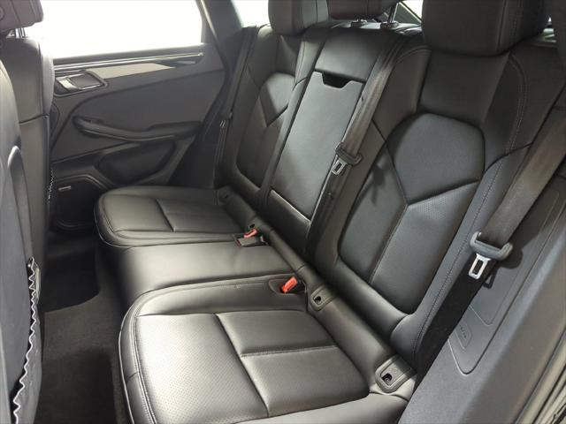 2026 Porsche Macan Unknown