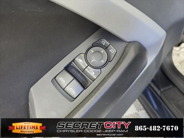 2023 Chevrolet Camaro RWD Convertible 2LT