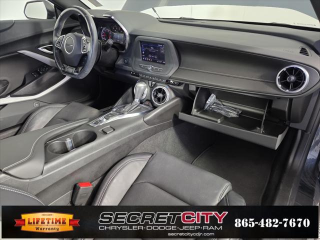 2023 Chevrolet Camaro RWD Convertible 2LT