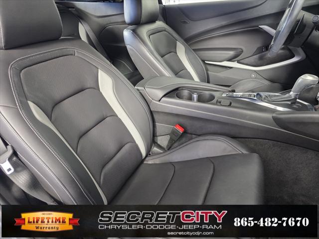 2023 Chevrolet Camaro RWD Convertible 2LT