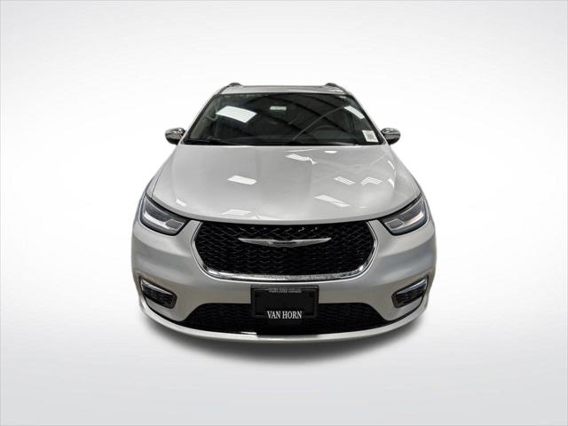 2023 Chrysler Pacifica Limited AWD