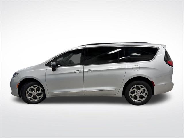 2023 Chrysler Pacifica Limited AWD