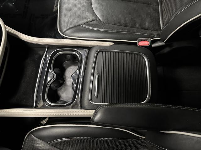 2023 Chrysler Pacifica Limited AWD