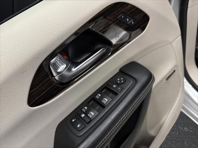 2023 Chrysler Pacifica Limited AWD
