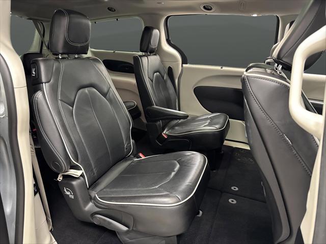 2023 Chrysler Pacifica Limited AWD