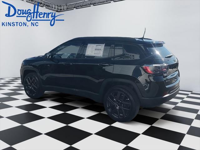 2026 Jeep Compass Latitude Altitude
