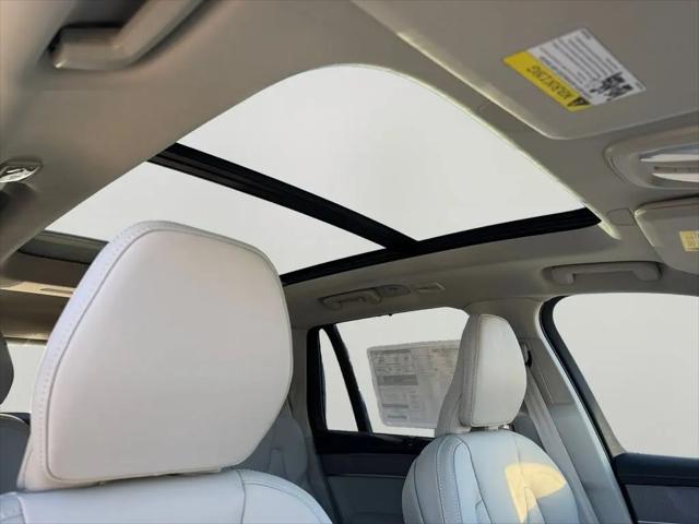 2026 Volvo XC90 Plug-In Hybrid Ultra, T8 AWD, Electric/Gasoline, Bright, 7 Seats