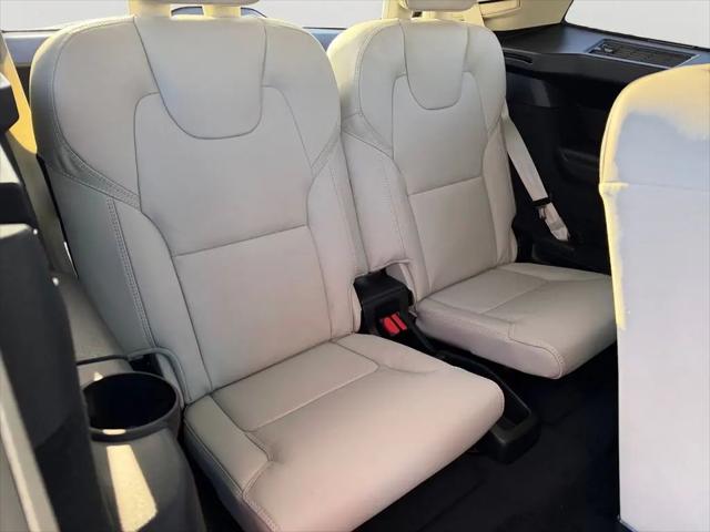 2026 Volvo XC90 Plug-In Hybrid Ultra, T8 AWD, Electric/Gasoline, Bright, 7 Seats