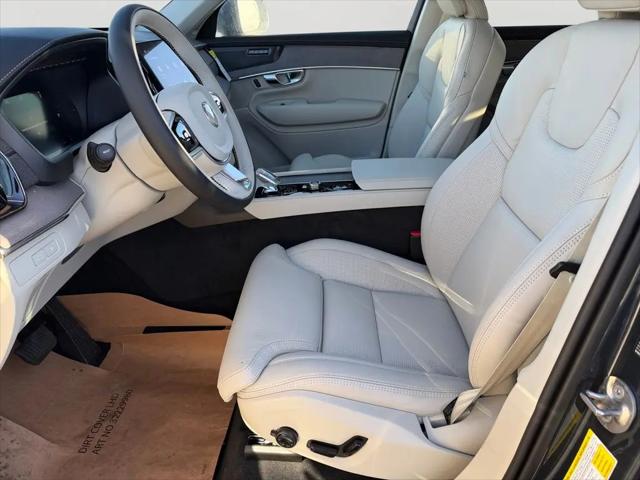 2026 Volvo XC90 Plug-In Hybrid Ultra, T8 AWD, Electric/Gasoline, Bright, 7 Seats