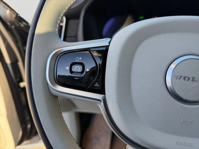 2026 Volvo XC90 Plug-In Hybrid Ultra, T8 AWD, Electric/Gasoline, Bright, 7 Seats