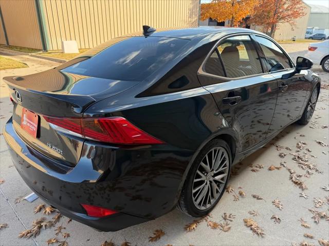 2017 Lexus IS 200t IS Turbo