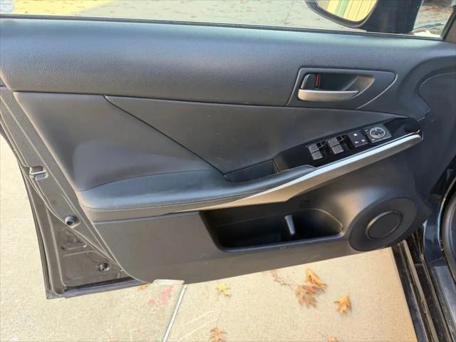 2017 Lexus IS 200t IS Turbo