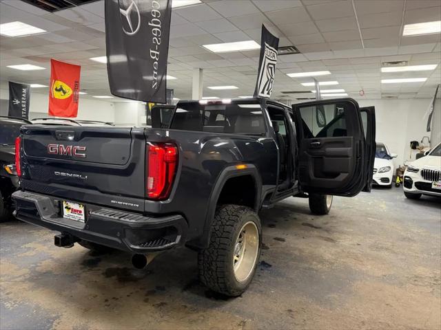 2022 GMC Sierra 3500HD 4WD Crew Cab Standard Bed Denali