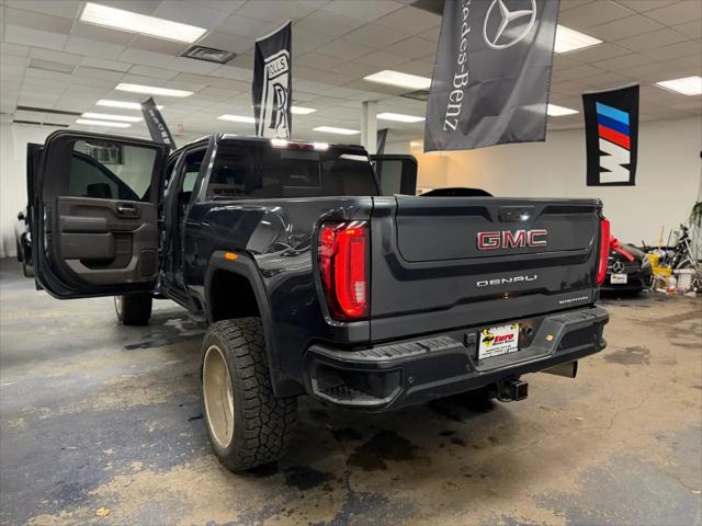 2022 GMC Sierra 3500HD 4WD Crew Cab Standard Bed Denali