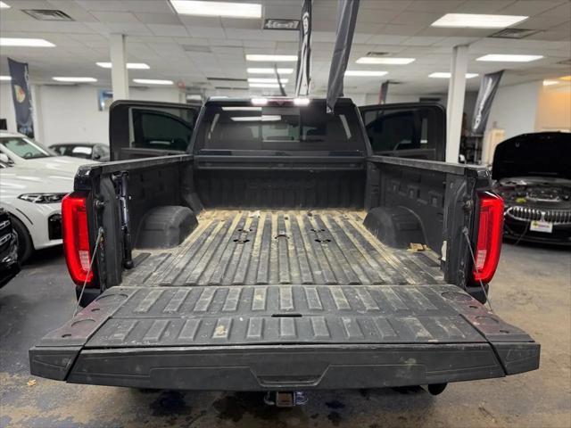 2022 GMC Sierra 3500HD 4WD Crew Cab Standard Bed Denali