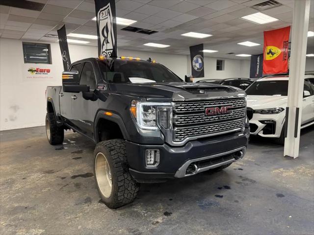 2022 GMC Sierra 3500HD 4WD Crew Cab Standard Bed Denali