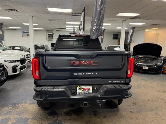 2022 GMC Sierra 3500HD 4WD Crew Cab Standard Bed Denali