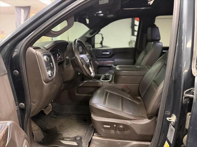 2022 GMC Sierra 3500HD 4WD Crew Cab Standard Bed Denali