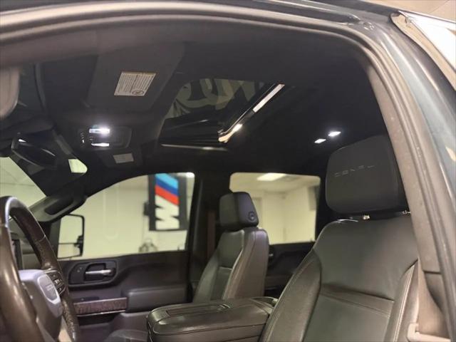 2022 GMC Sierra 3500HD 4WD Crew Cab Standard Bed Denali
