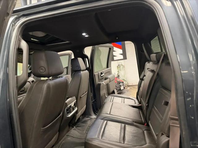 2022 GMC Sierra 3500HD 4WD Crew Cab Standard Bed Denali