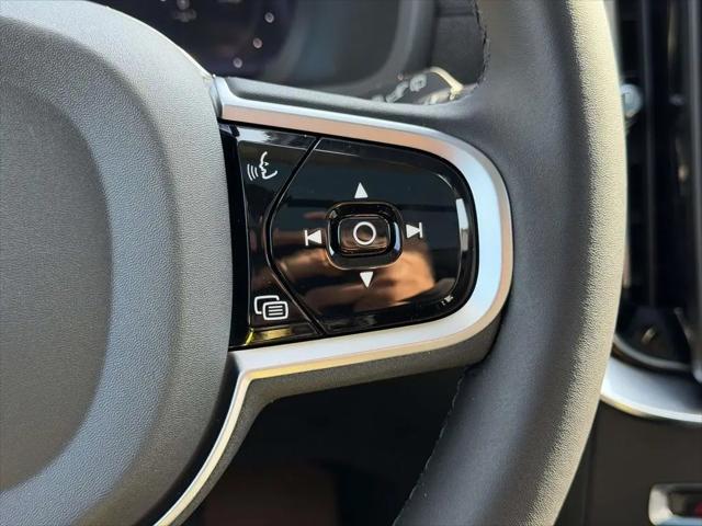 2026 Volvo XC90 Plug-In Hybrid Ultra, T8 AWD, Electric/Gasoline, Bright, 7 Seats