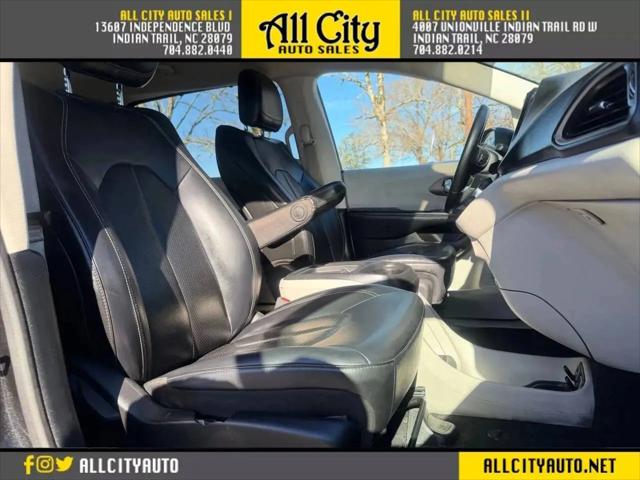 2020 Chrysler Voyager LXI