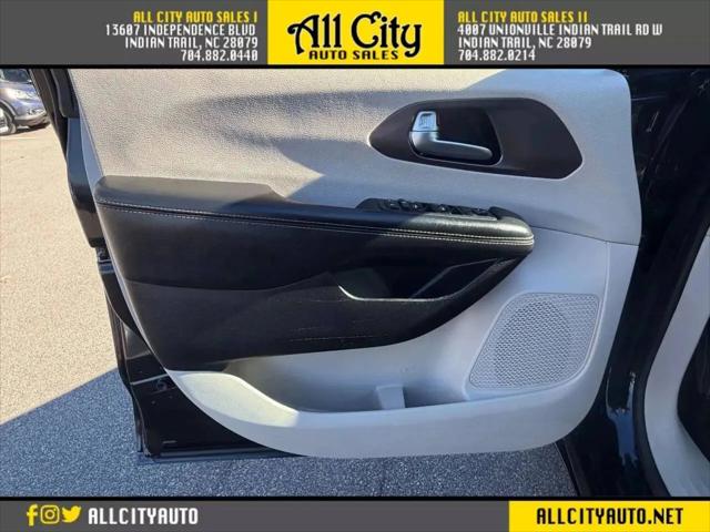 2020 Chrysler Voyager LXI