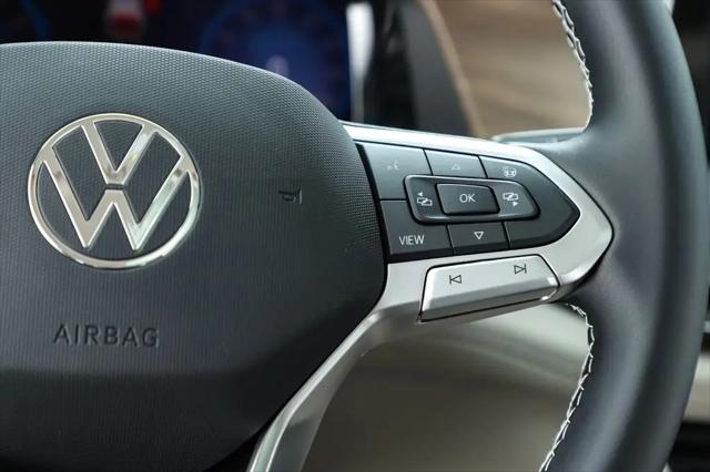 2026 Volkswagen Atlas SE with Technology