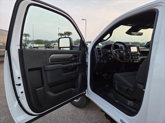 2026 Ram 3500 Tradesman/Big Horn
