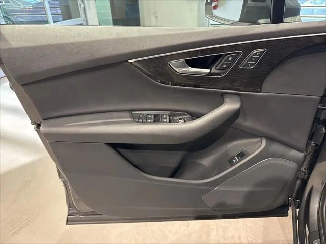2025 Audi Q7 Premium 45 TFSI quattro Tiptronic