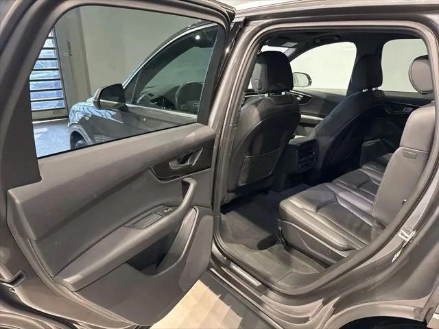 2025 Audi Q7 Premium 45 TFSI quattro Tiptronic
