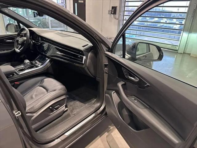 2025 Audi Q7 Premium 45 TFSI quattro Tiptronic