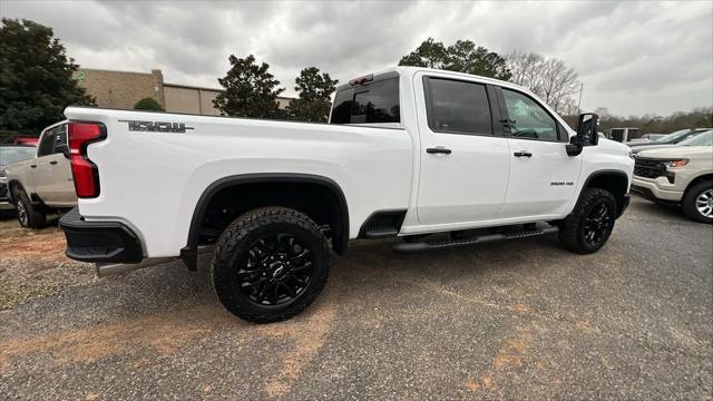 2026 Chevrolet Silverado 3500HD Crew Cab, Standard Bed, LTZ, 4WD