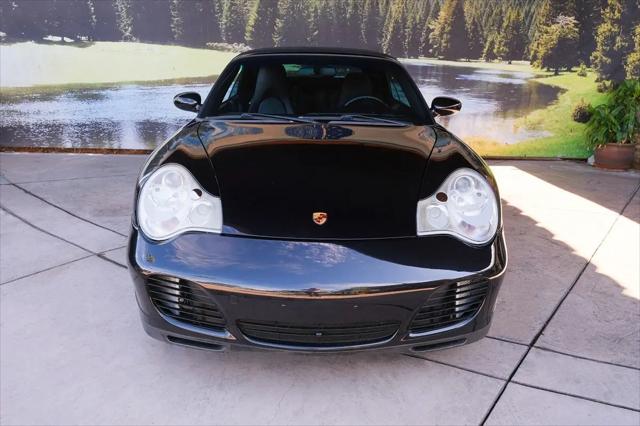 2004 Porsche 911 Carrera 4S